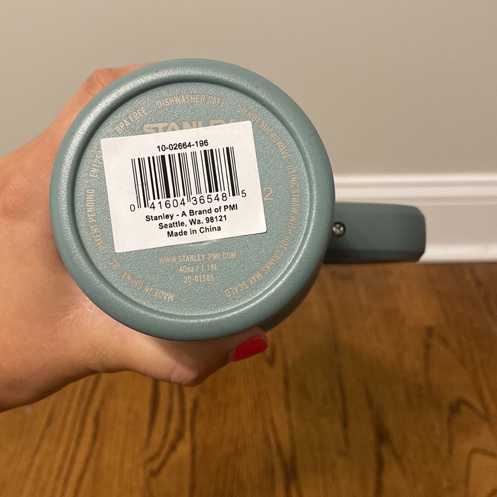 Stanley Quencher 40oz - Picture 4 of 4